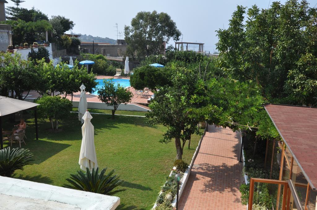 Savoia 3* Procida
